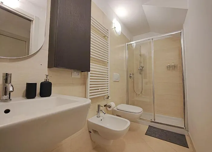 Navigli 10 Min Loft Moderno Con Area Esterna 아파트 밀라노