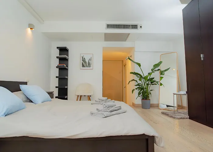 아파트 Navigli 10 Min Loft Moderno Con Area Esterna 밀라노